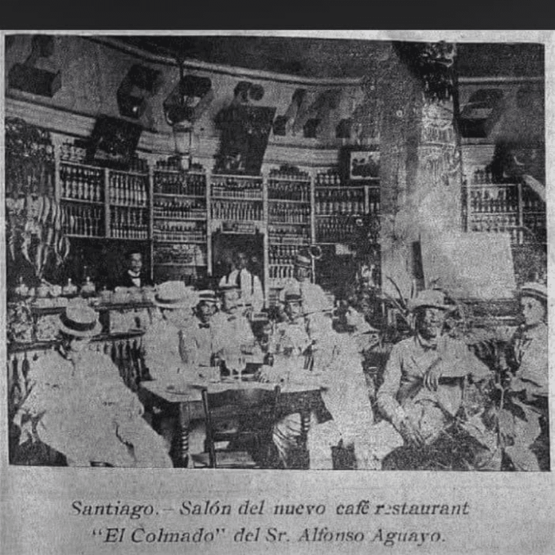 Imagen histórica de El Colmado en Santiago.